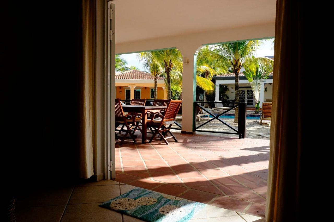 Villa Olivia Poolside Playa Kültér fotó